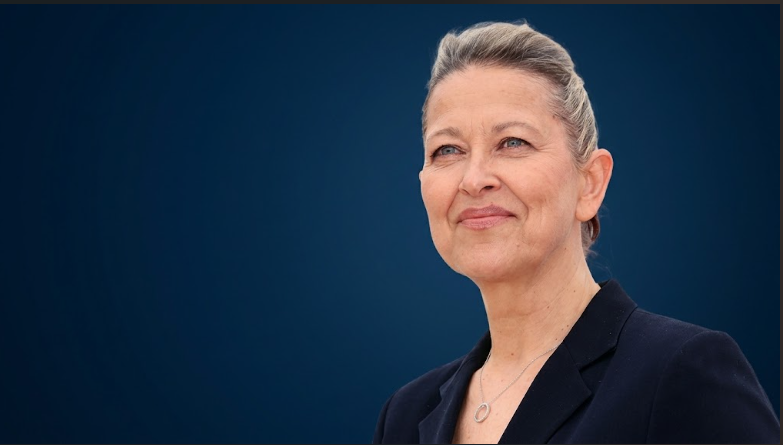 Nicola Walker